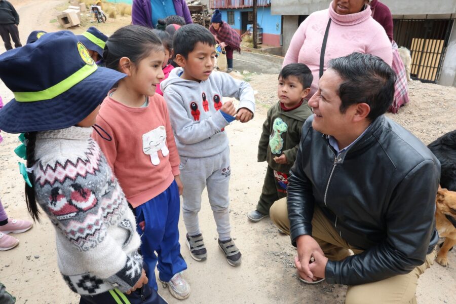 LAS OBRAS Y LA EDUCACIÓN NO SE DETIENEN