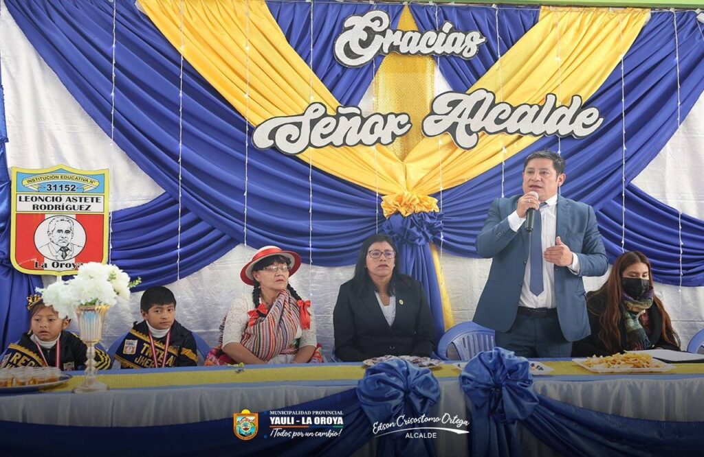 BURGOMAESTRE EDSON CRISÓSTOMO ORTEGA INAUGURA MODERNA INFRAESTRUCTURA DEPORTIVA EN LA IE LEONCIO ASTETE RODRÍGUEZ EN LA OROYA