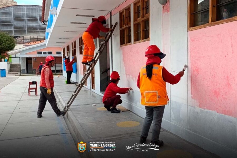 AVANZA TRABAJO DE MEJORAMIENTO EN LA I.E. LEONCIO ASTETE RODRÍGUEZ A TRAVÉS DEL PROGRAMA LLAMKASUN PERÚ