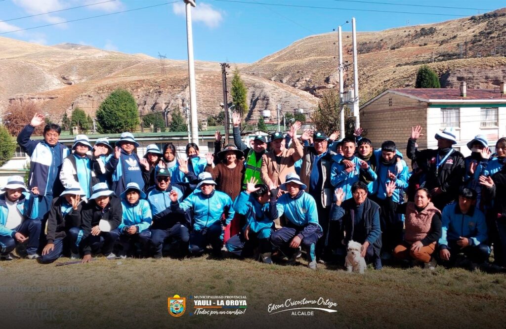 RECOLECTAN UNA TONELADA DE RESIDUOS EN PARQUE INFANTIL DE LA OROYA