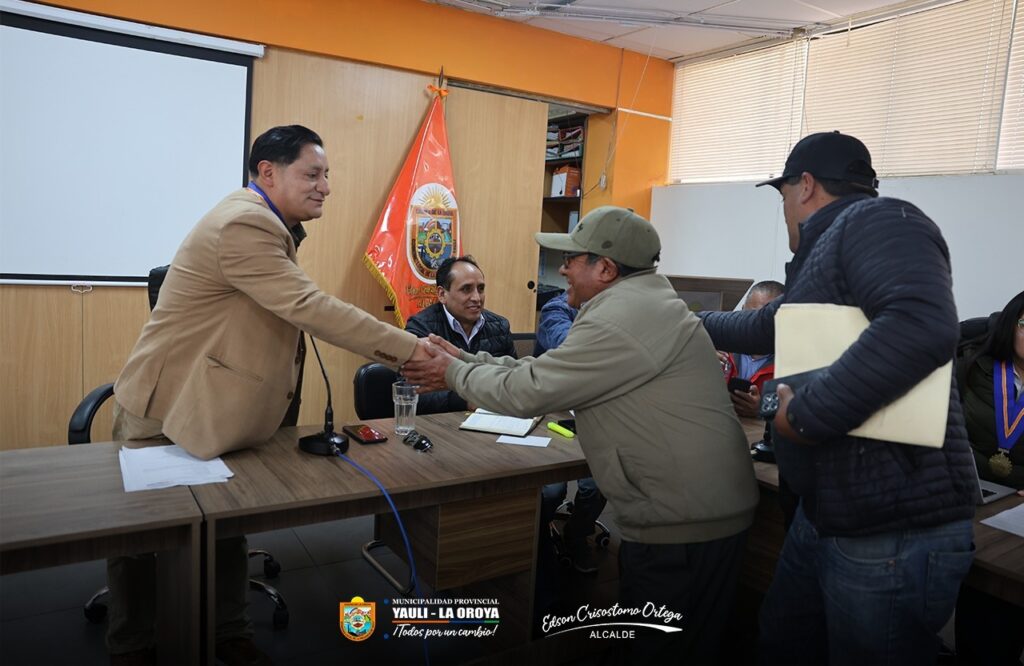 ALCALDE EDSON CRISÓSTOMO ORTEGA ANUNCIA INAUGURACIÓN DE IMPORTANTE OBRA EN ALTO MARCAVALLE Y COLOCACIÓN DE PRIMERA PIEDRA PARA NUEVO PROYECTO DE ALCANTARILLADO