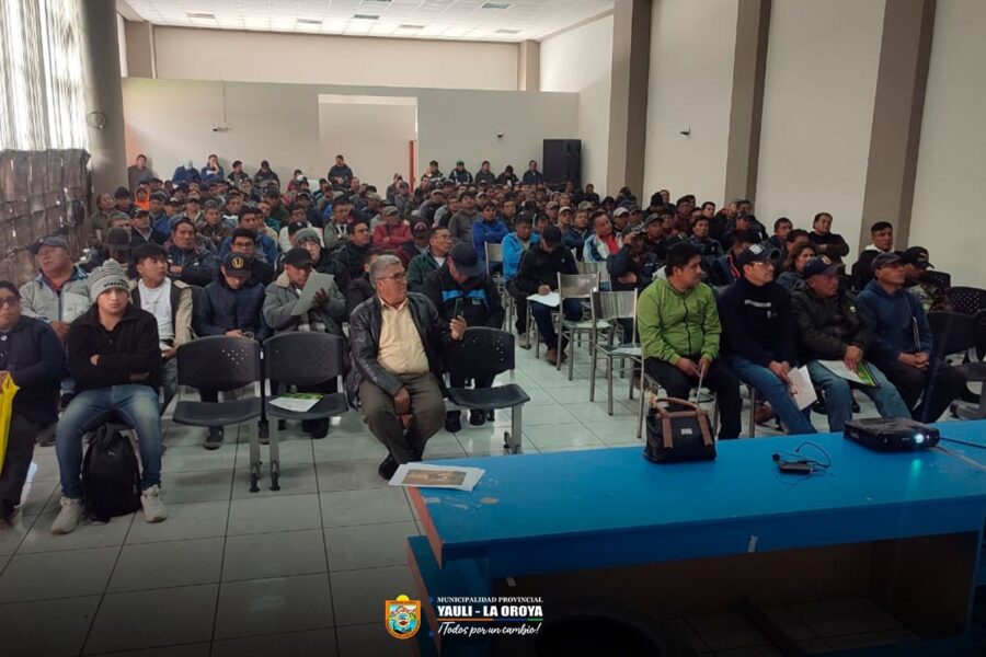MUNICIPALIDAD PROVINCIAL DE YAULI LA OROYA CAPACITA A MÁS DE 250 CONDUCTORES